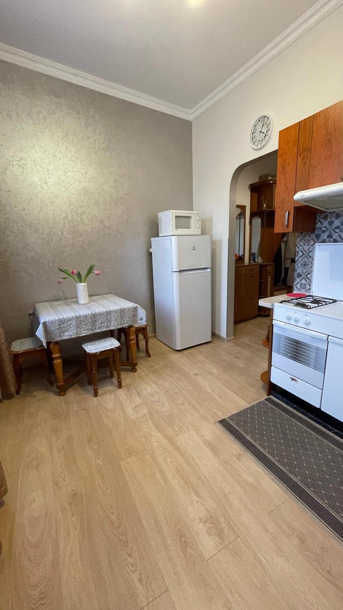 Apartments Near The Church Of Olga And Elizabeth Lviv Luaran gambar