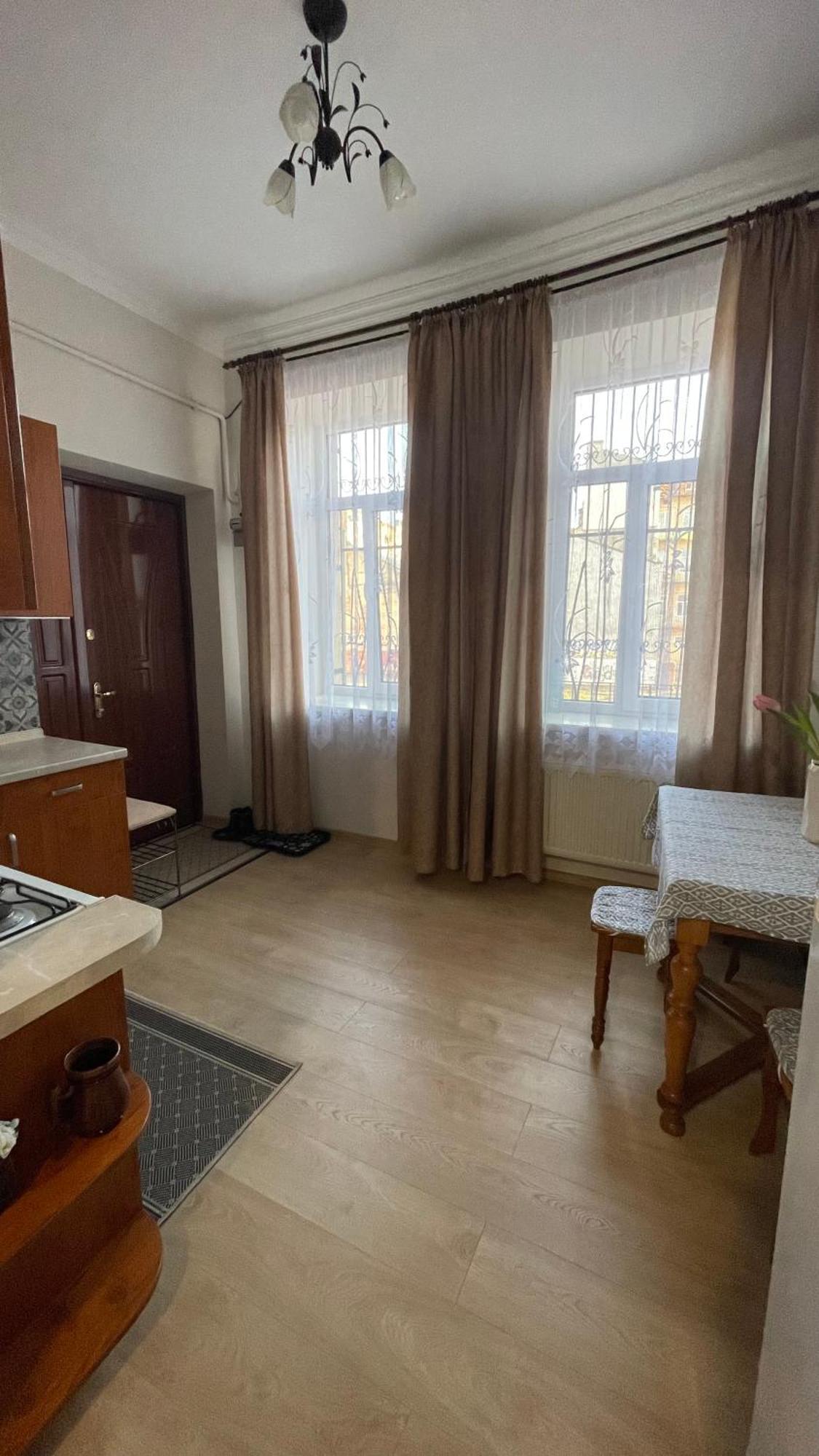 Apartments Near The Church Of Olga And Elizabeth Lviv Luaran gambar
